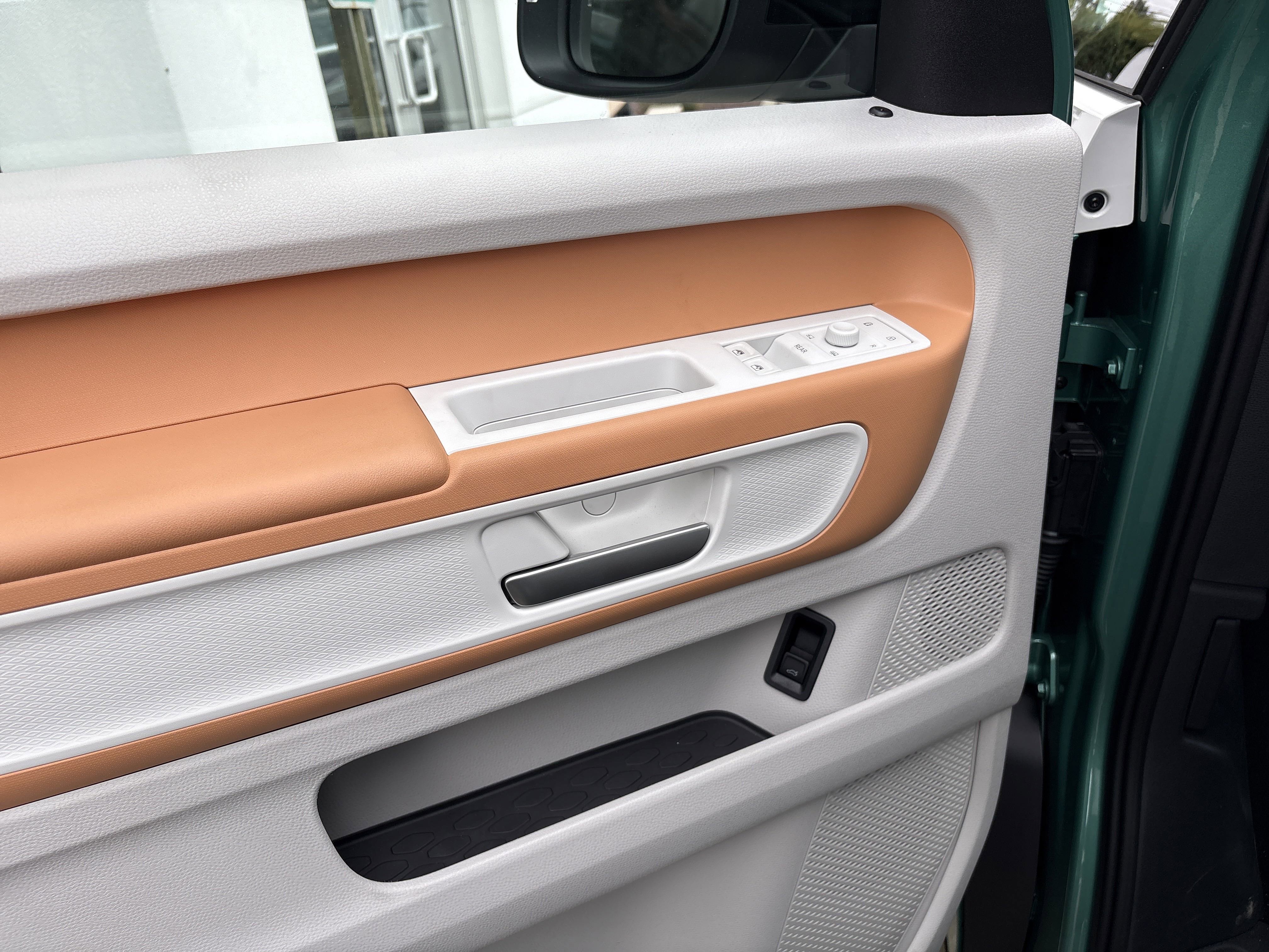 New 2025 Volkswagen ID. Buzz 1st Edition image 10