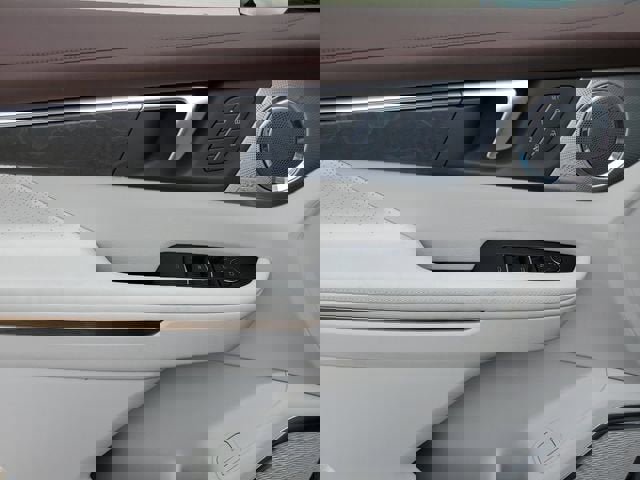 New 2026 Buick Enclave Avenir w/ Super Cruise Package image 17