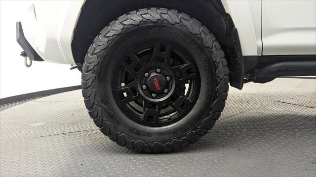 Used 2021 Toyota 4Runner Venture AWD/4WD image 27
