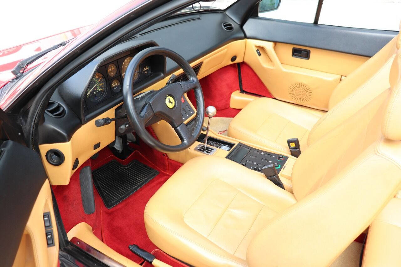 Used 1989 Ferrari Mondial T Cabriolet image 19