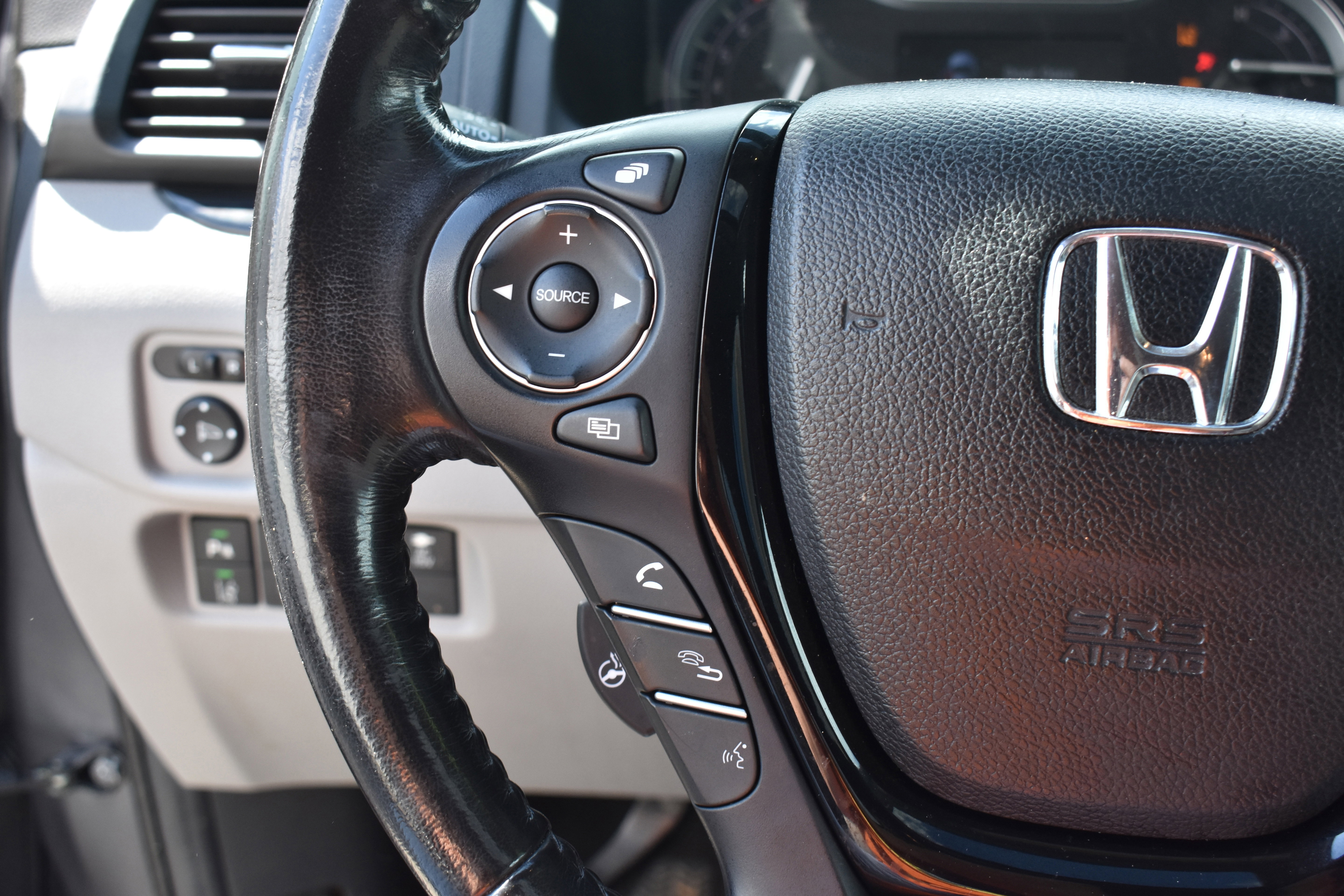 Used 2019 Honda Ridgeline RTL-E image 15