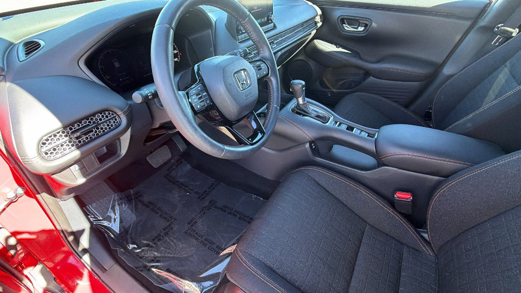 Used 2024 Honda HR-V Sport image 10
