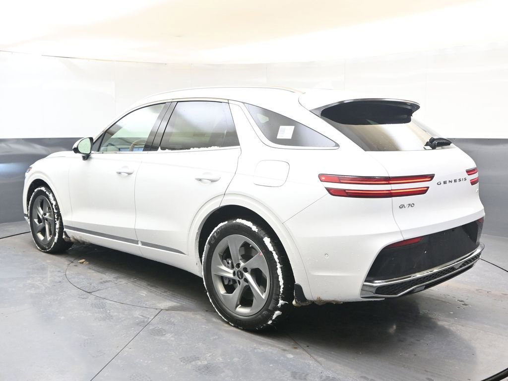 New 2026 Genesis GV70 2.5T Advanced image 3