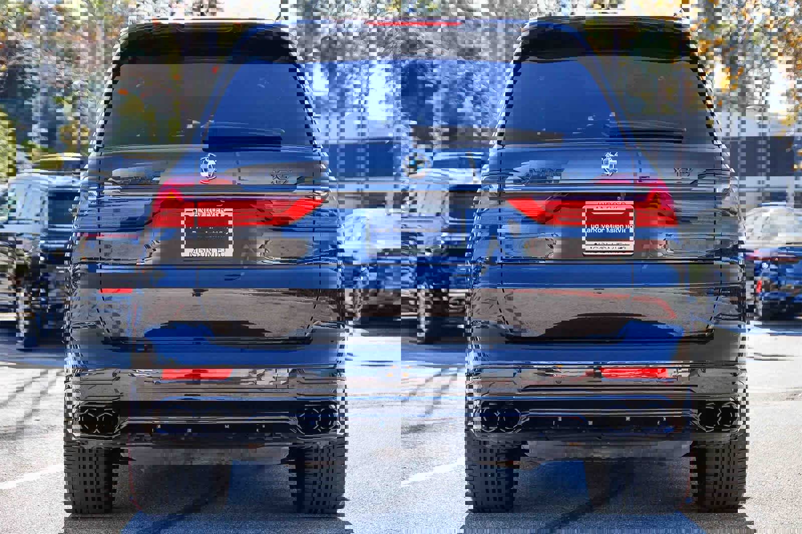 Used 2022 BMW ALPINA XB7 ALPINA XB7 image 5