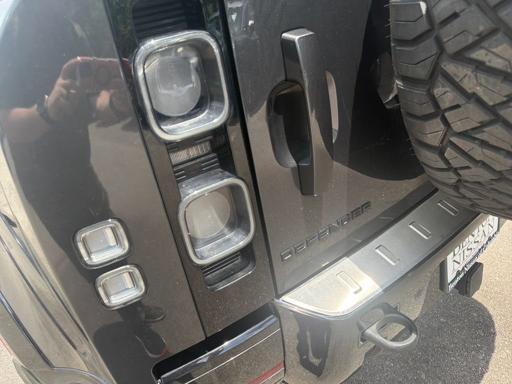Used 2023 Land Rover Defender 110 Carpathian Edition AWD/4WD image 42