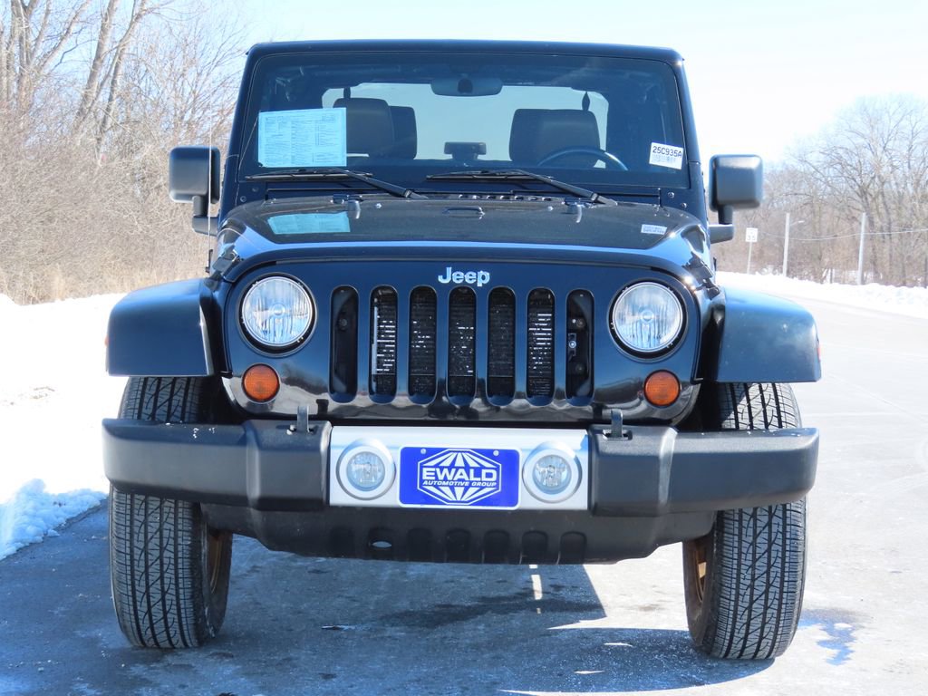 Used 2012 Jeep Wrangler Sahara w/ Connectivity Group image 14