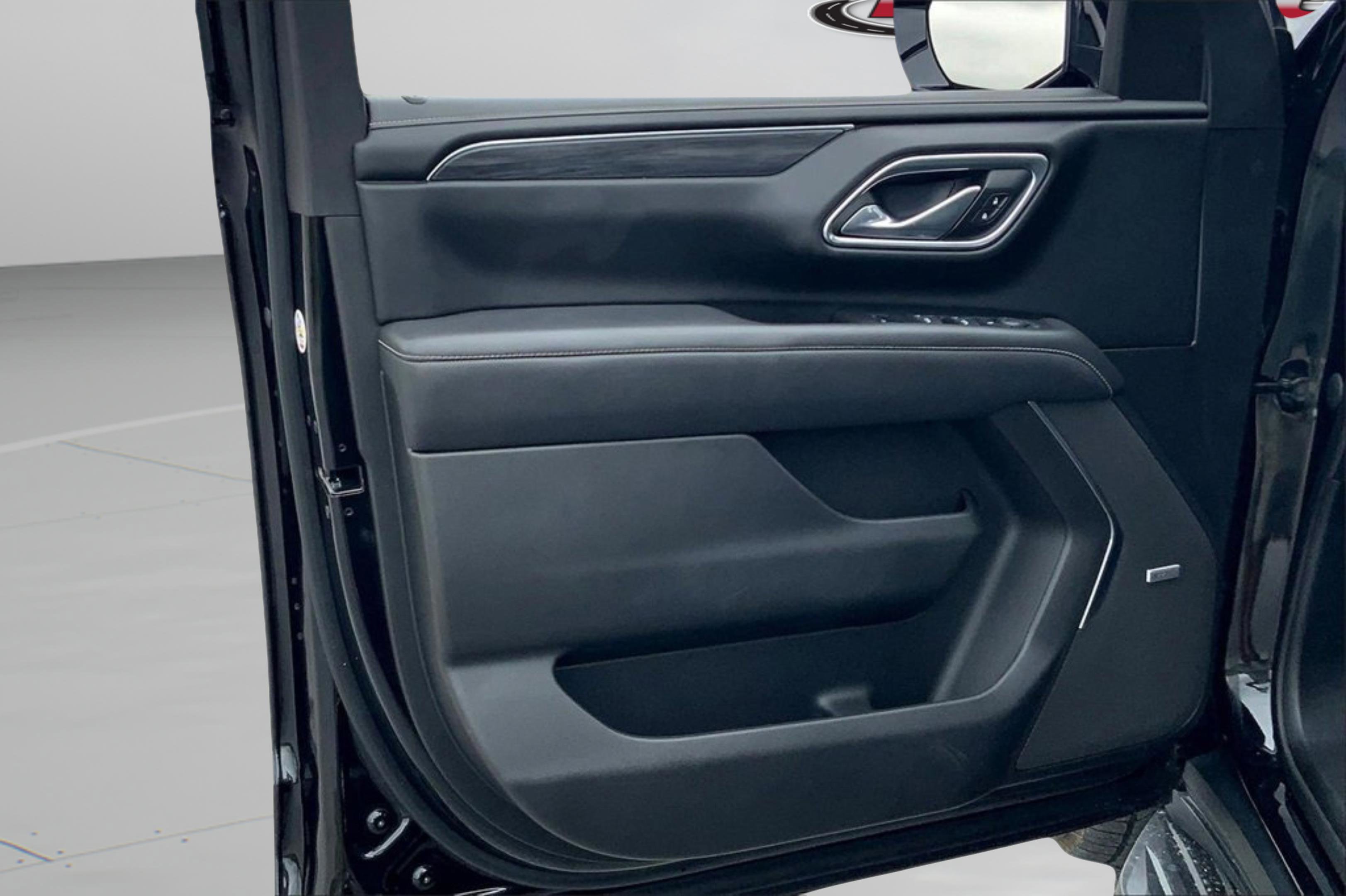 Used 2023 GMC Yukon SLT image 24