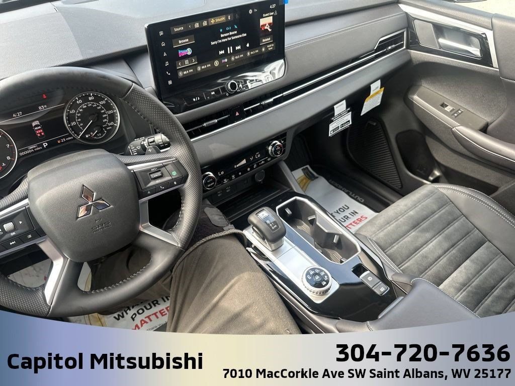 New 2025 Mitsubishi Outlander SE AWD/4WD image 23