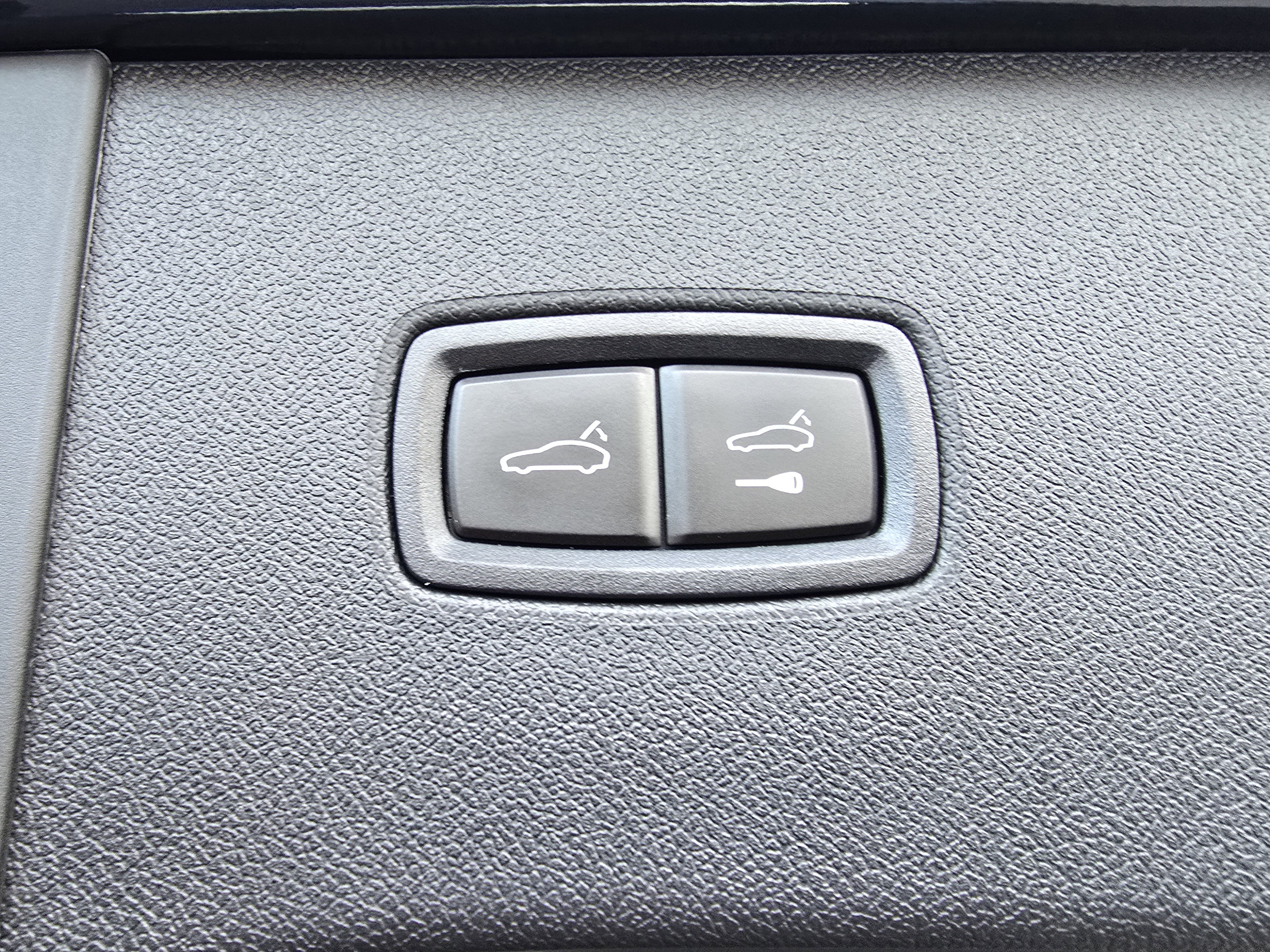 New 2026 Porsche Cayenne E-Hybrid image 16