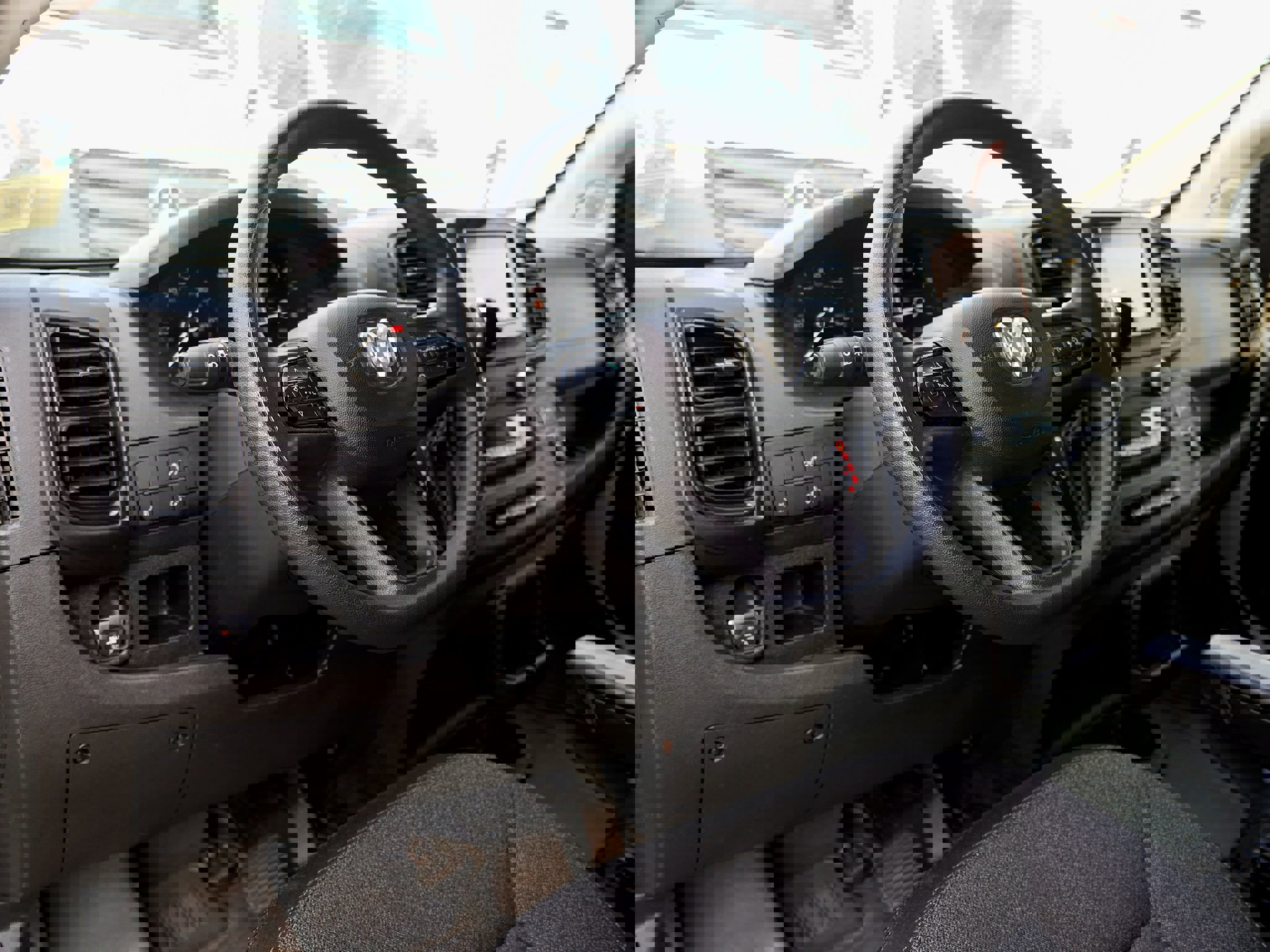 Used 2024 RAM ProMaster 2500 w/ Convenience Group image 2