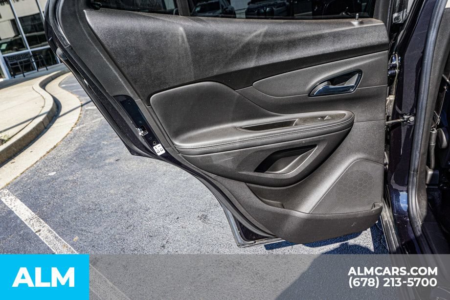 Used 2021 Buick Encore Preferred AWD/4WD image 46