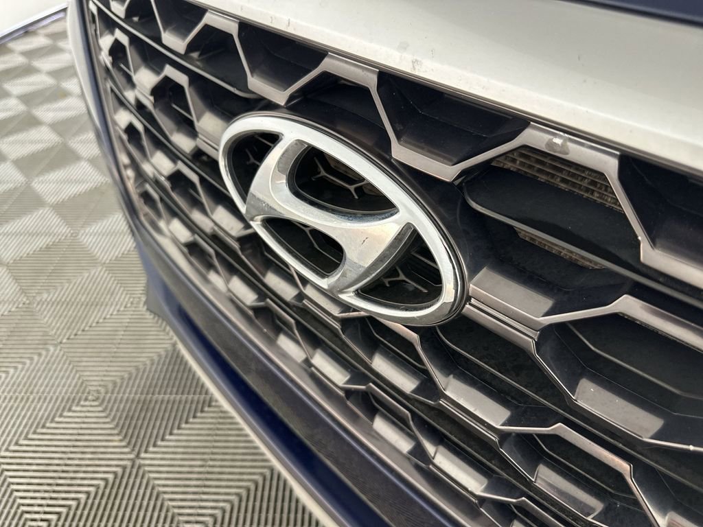 Used 2019 Hyundai Santa Fe SE image 29