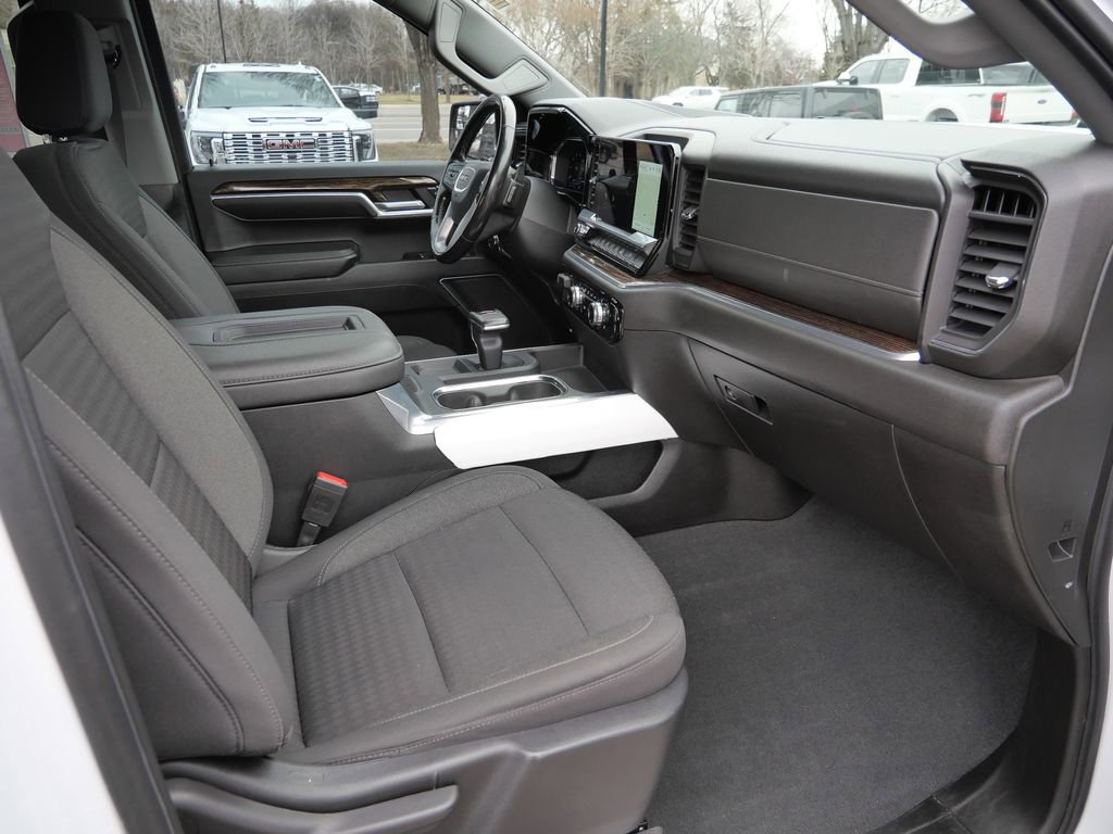 Used 2022 GMC Sierra 1500 Elevation w/ Max Trailering Package image 18