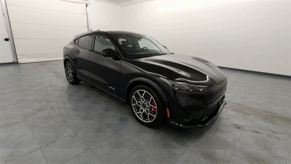 New 2025 Ford Mustang Mach-E GT image 2