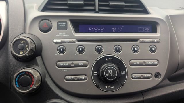 Used 2009 Honda Fit Sport image 31