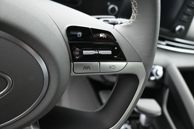 New 2026 Hyundai Elantra Sport FWD image 18