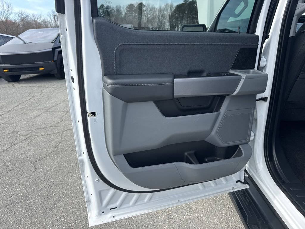 Used 2023 Ford F150 Lightning XLT w/ Max Trailer Tow Package AWD/4WD image 27