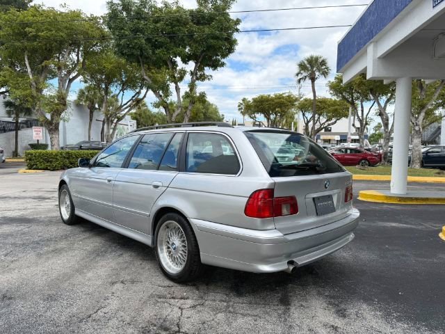 Used 2003 BMW 525i Wagon image 16