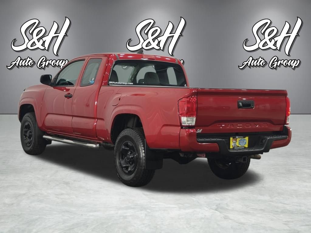 Used 2016 Toyota Tacoma SR image 13