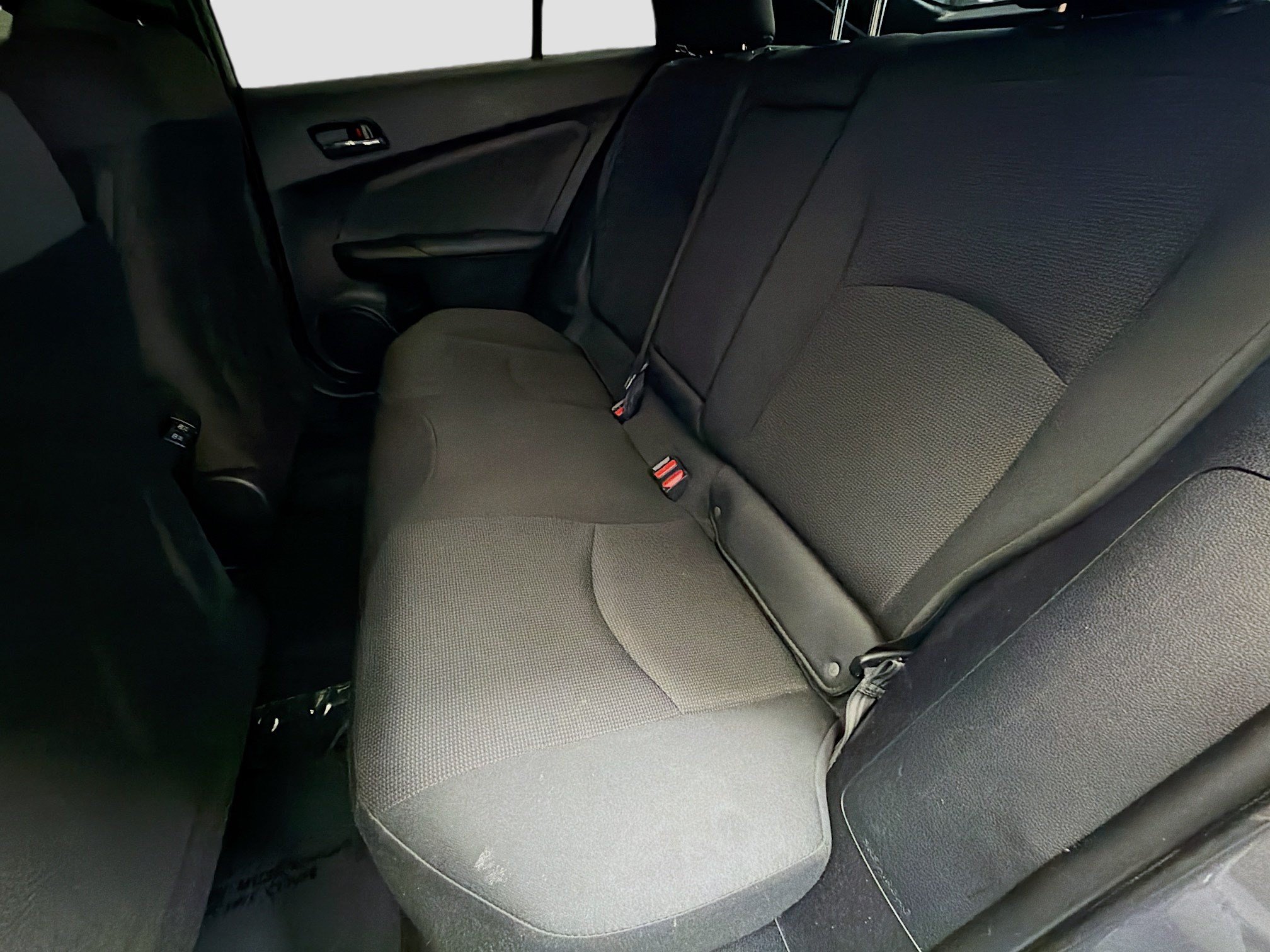 Used 2021 Toyota Prius L Eco FWD image 13