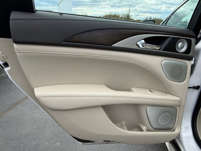 Used 2019 Lincoln MKZ Reserve w/ Luxury Package AWD/4WD image 29
