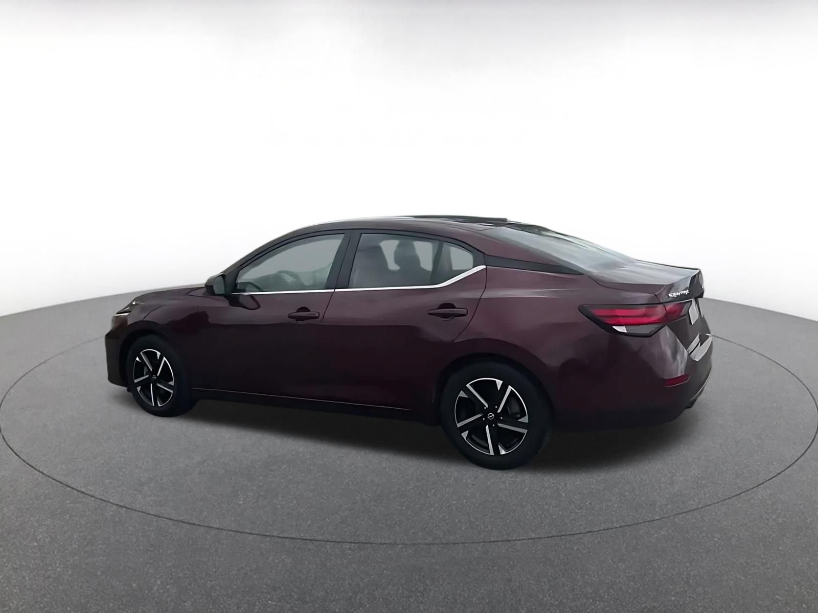 Used 2025 Nissan Sentra SV FWD image 9