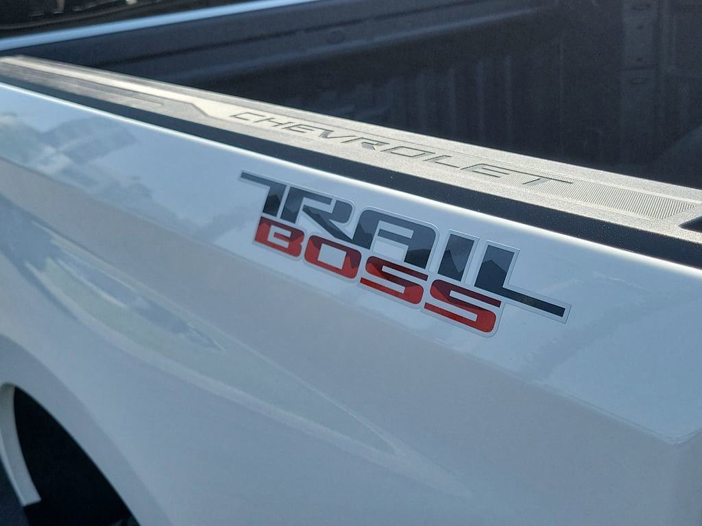 New 2026 Chevrolet Silverado 1500 Custom Trail Boss AWD/4WD image 23