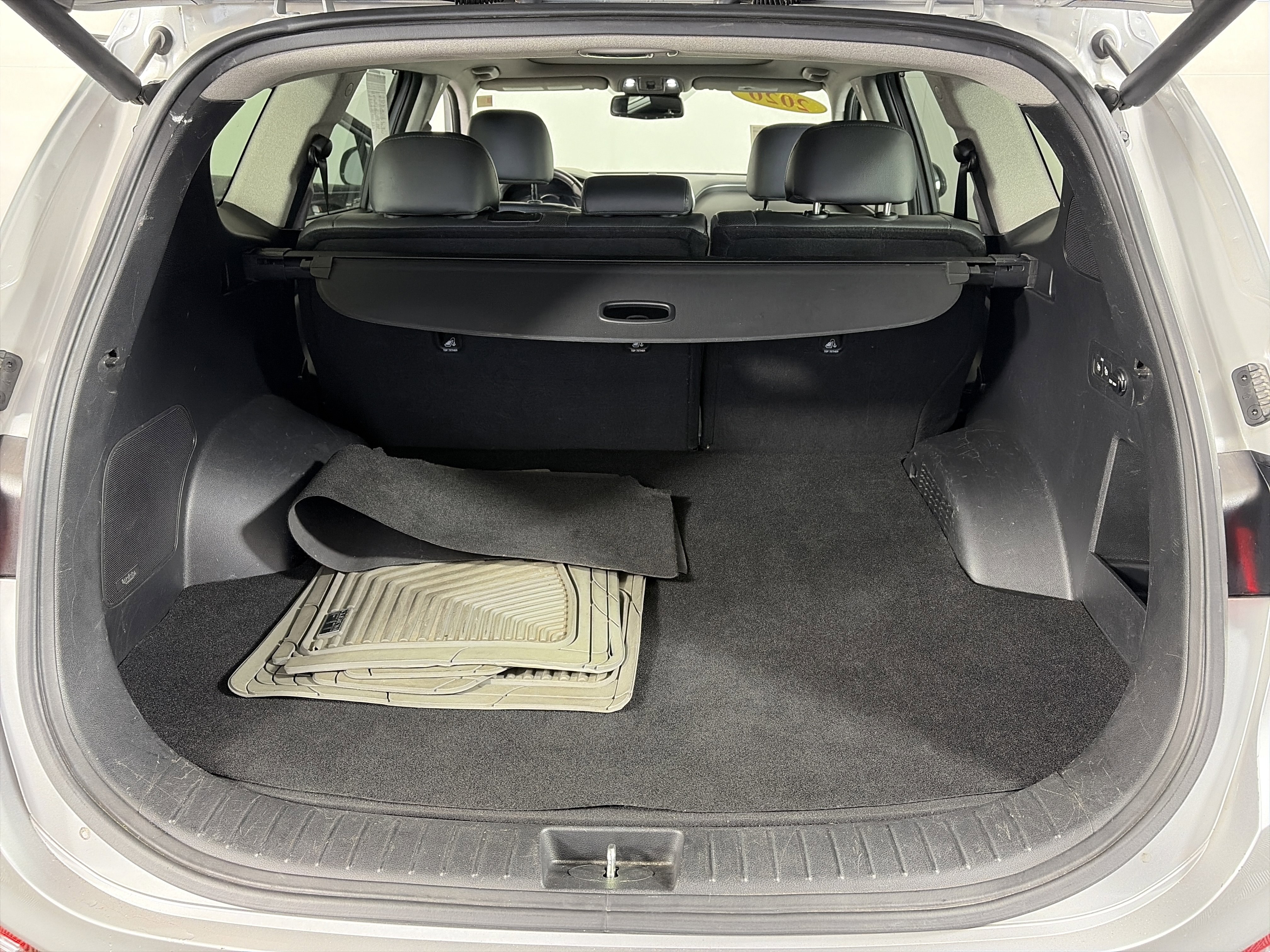 Used 2020 Hyundai Santa Fe SEL image 14