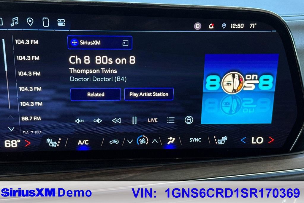 Used 2025 Chevrolet Suburban LT image 43