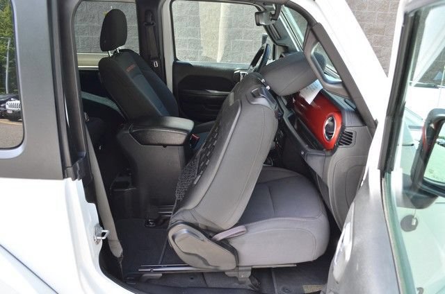 Used 2019 Jeep Wrangler Rubicon AWD/4WD image 35