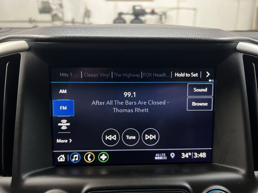 Used 2021 GMC Terrain SLT w/ Elevation Edition image 13