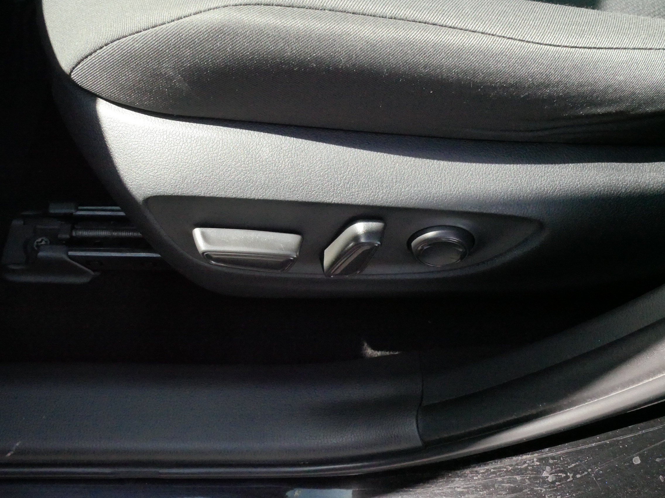 Certified 2025 Toyota RAV4 XLE AWD/4WD image 20