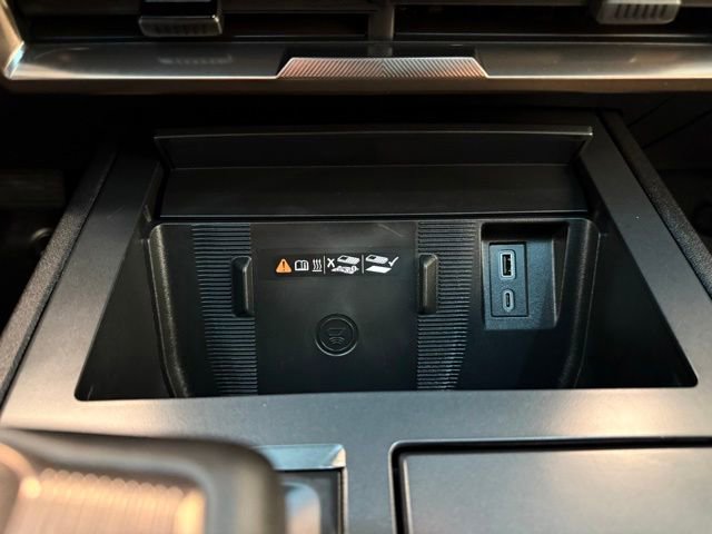 Used 2025 GMC Hummer EV 2X AWD/4WD image 35