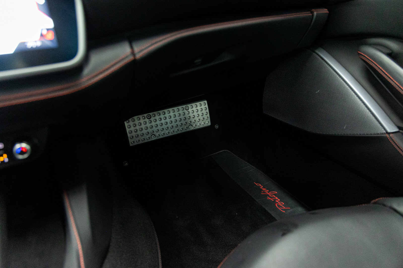 Used 2020 Ferrari Portofino RWD image 56