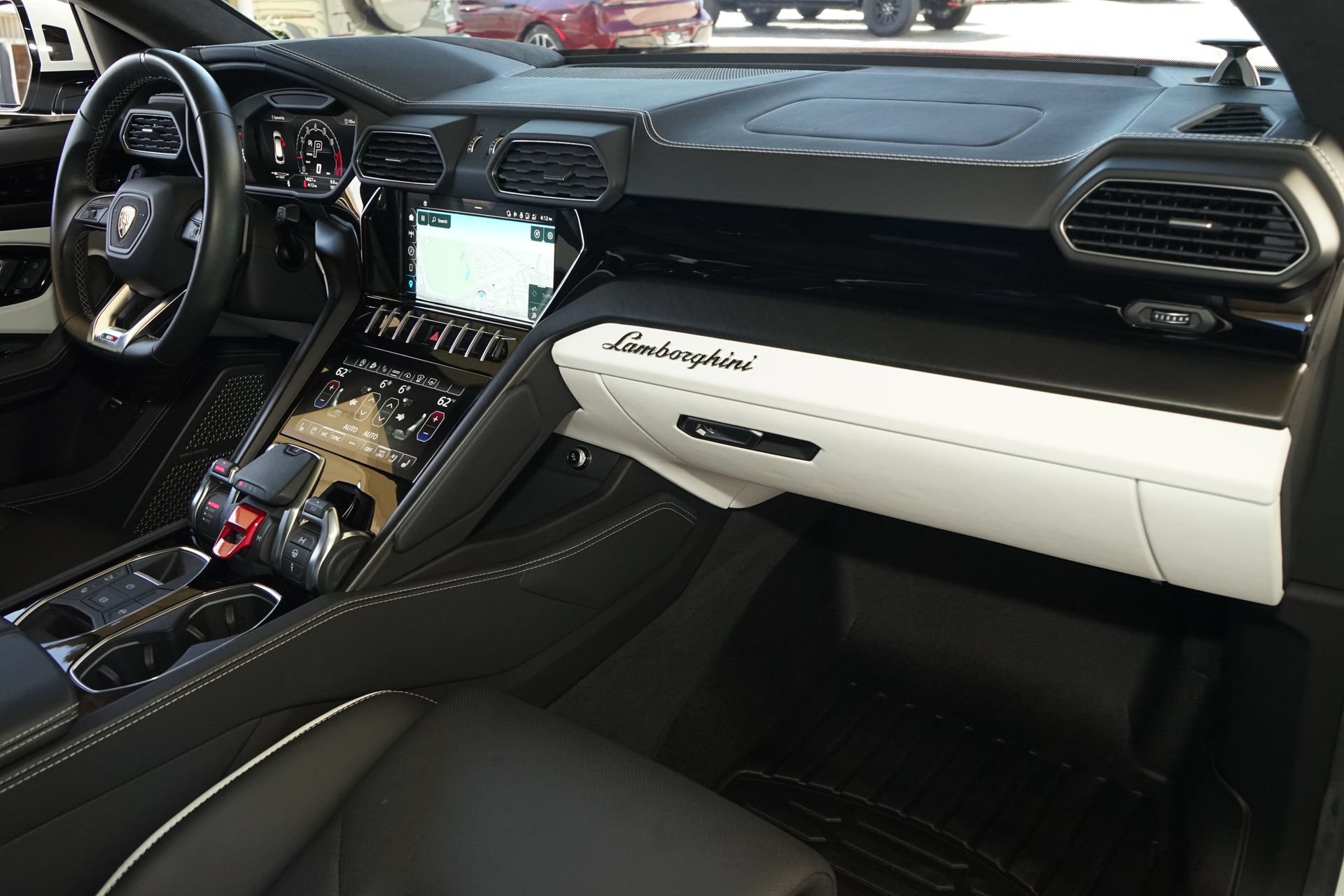 Used 2023 Lamborghini Urus S AWD/4WD image 10