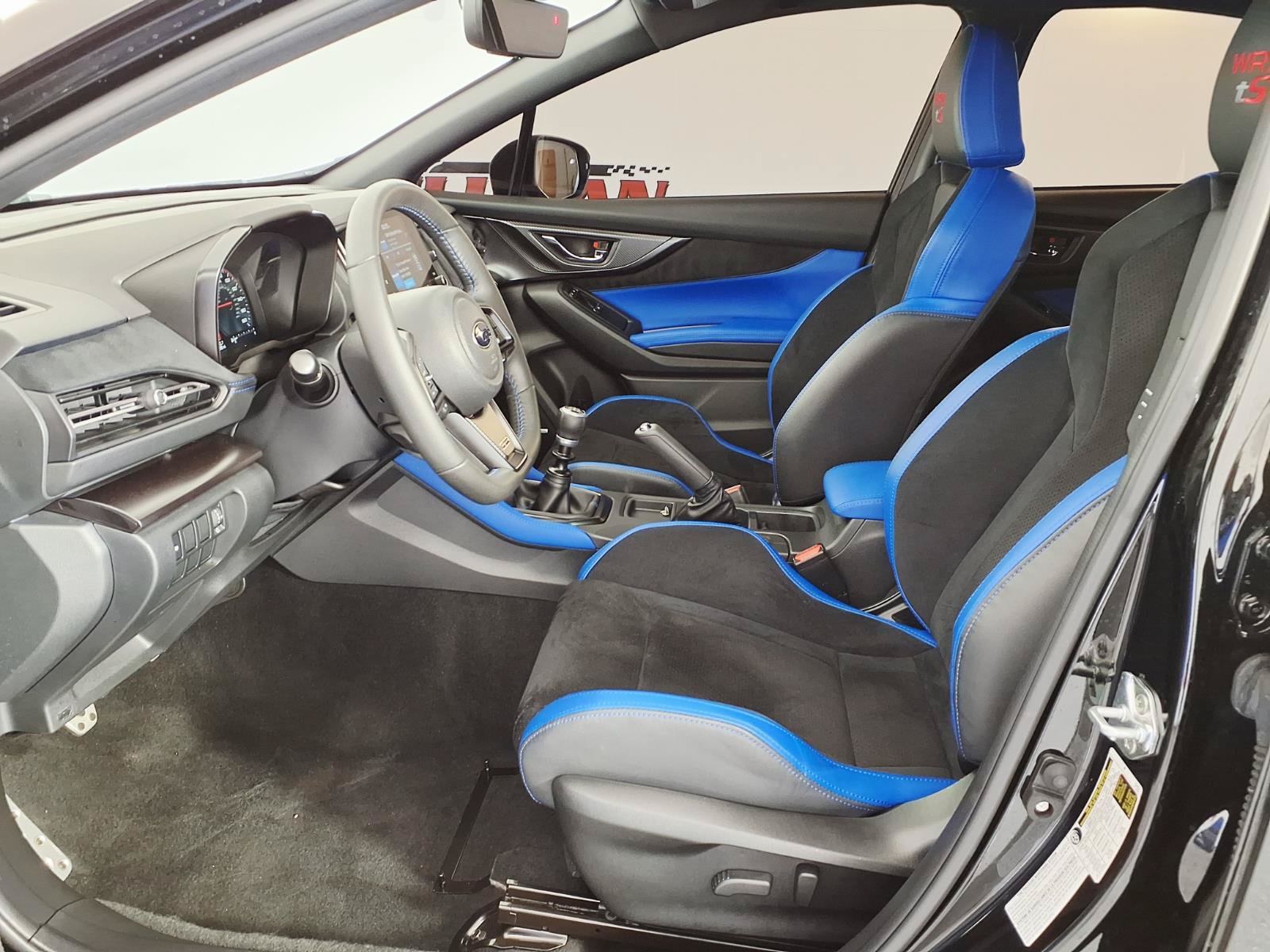 Certified 2025 Subaru WRX tS AWD/4WD image 15