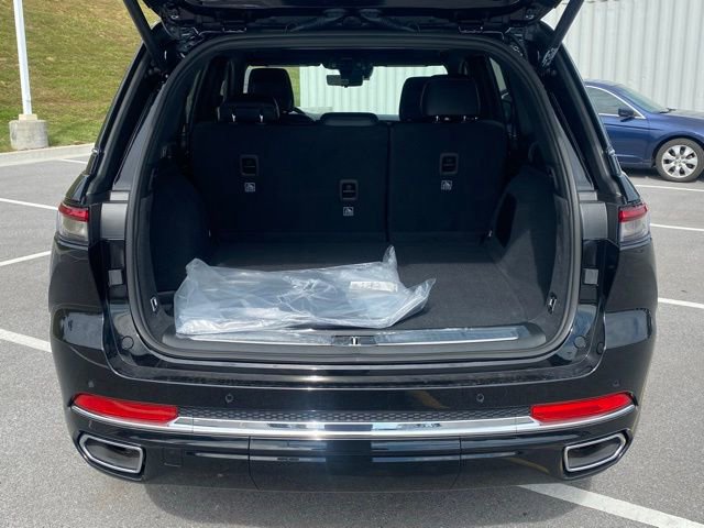 New 2025 Jeep Grand Cherokee Overland w/ Adv Protech Group III image 7