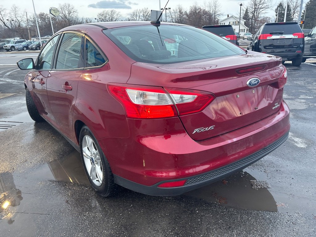 Used 2014 Ford Focus SE w/ SE Winter Package image 8