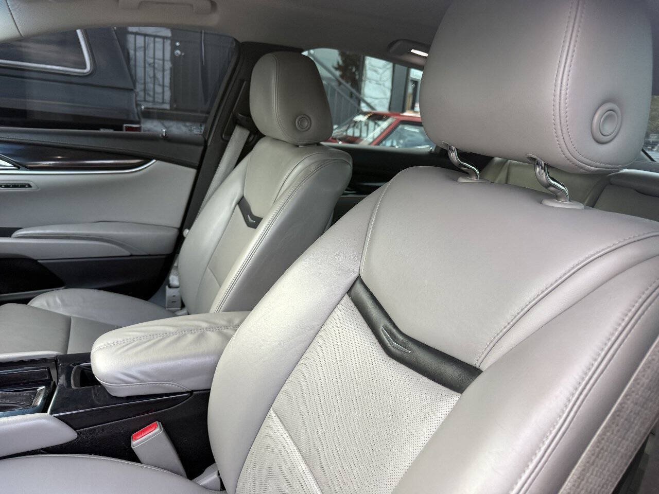 Used 2016 Cadillac XTS Luxury AWD/4WD image 13