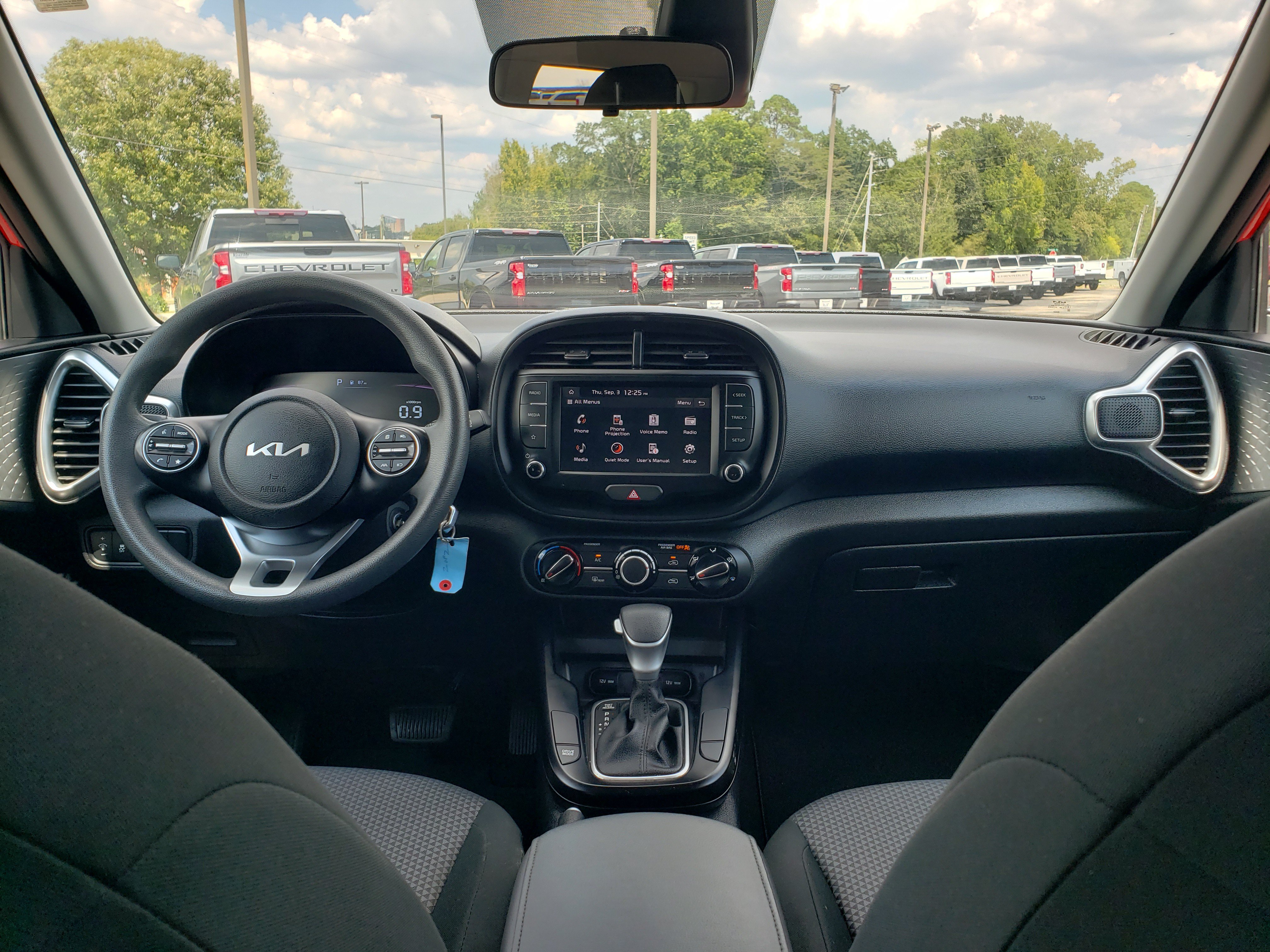 Used 2023 Kia Soul LX FWD image 32