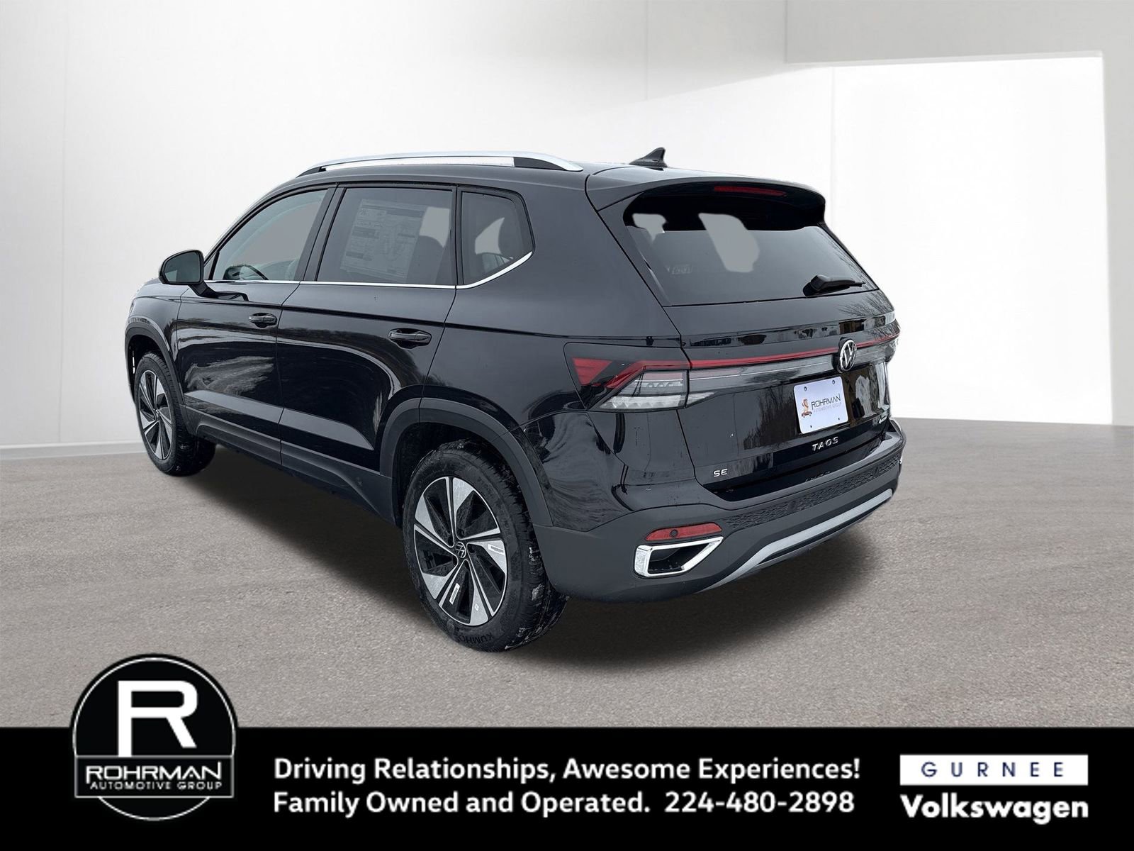 New 2026 Volkswagen Taos SE AWD/4WD image 6