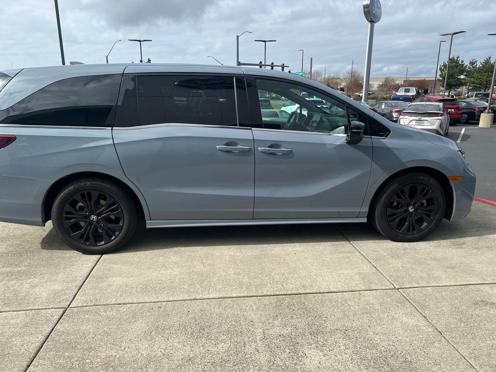 Used 2025 Honda Odyssey Sport-L image 5