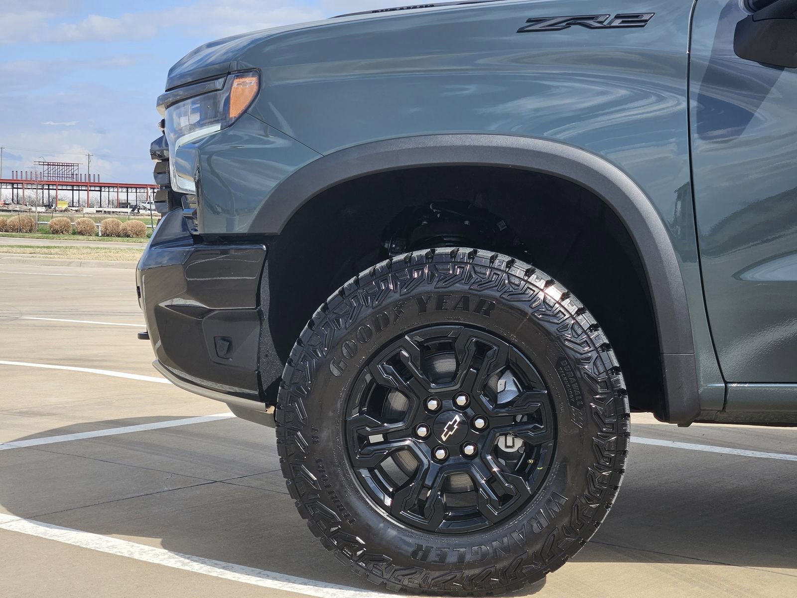 Certified 2026 Chevrolet Silverado 1500 ZR2 w/ Dark Appearance Package image 13