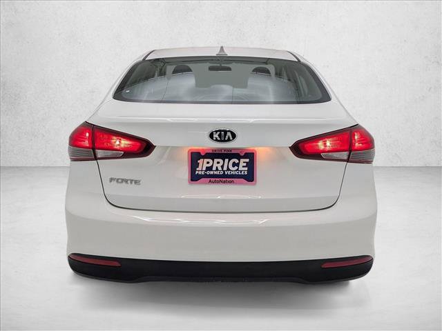 Used 2018 Kia Forte LX image 7