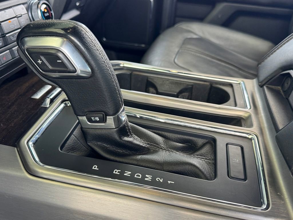 Used 2015 Ford F150 Platinum w/ Equipment Group 701A Luxury image 22