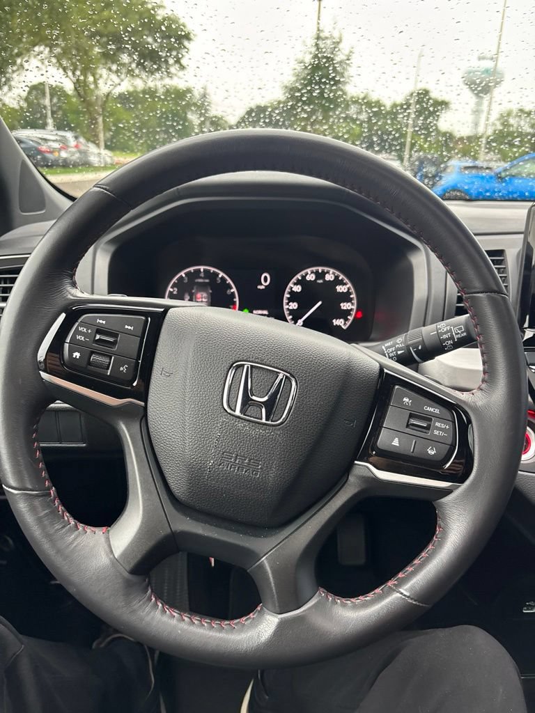 Certified 2025 Honda Odyssey Sport-L image 30