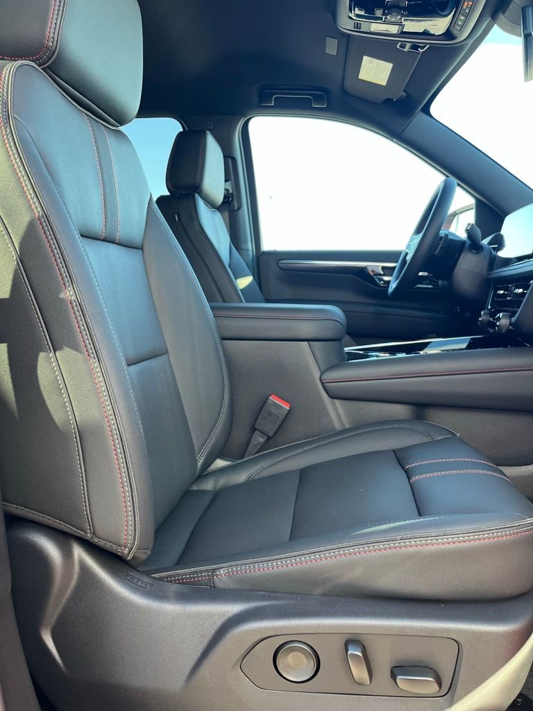 New 2026 Chevrolet Suburban RST w/ Comfort Package image 12