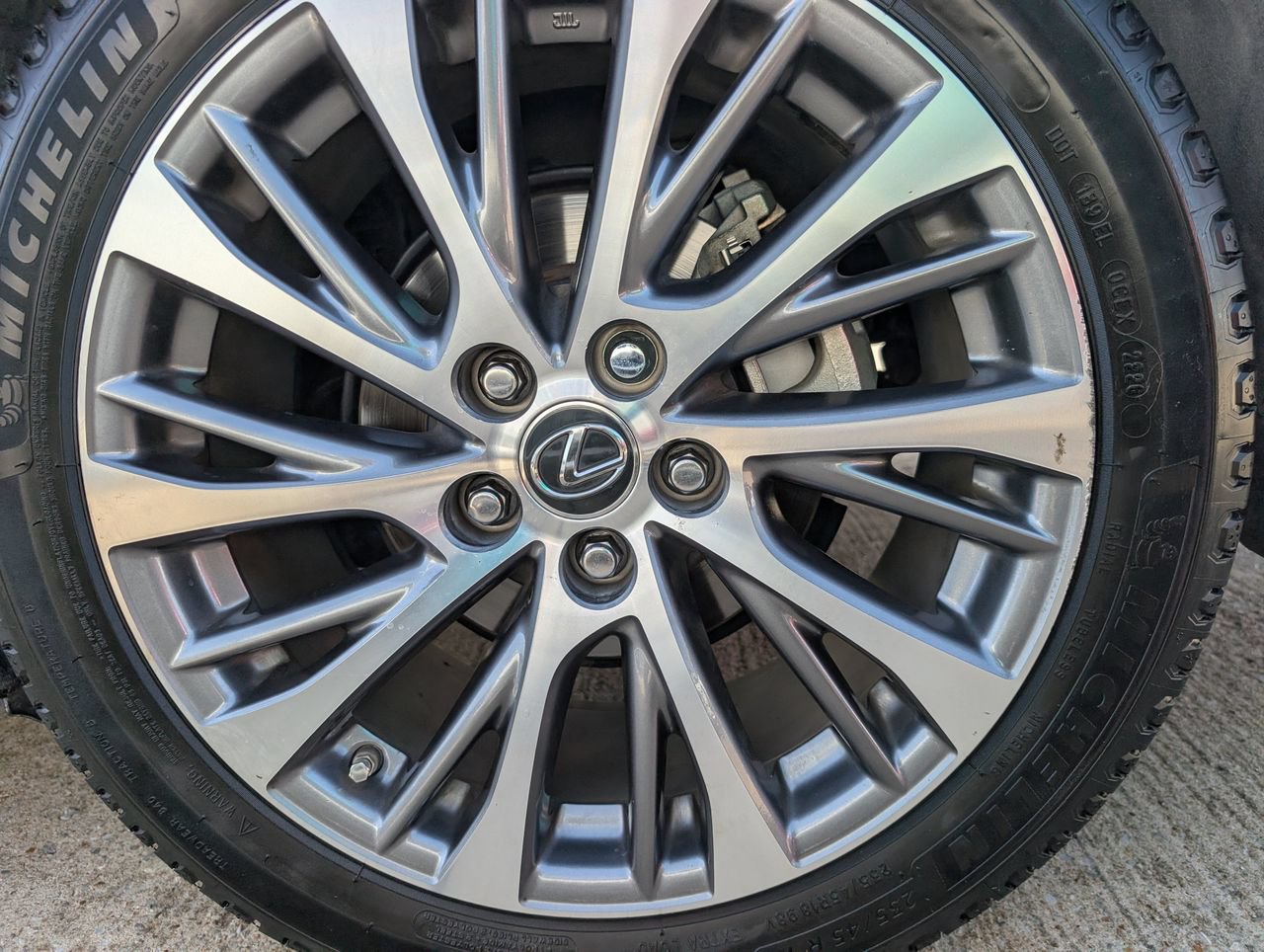 Used 2019 Lexus ES 350 F Sport w/ Accessory Package 2 FWD image 7