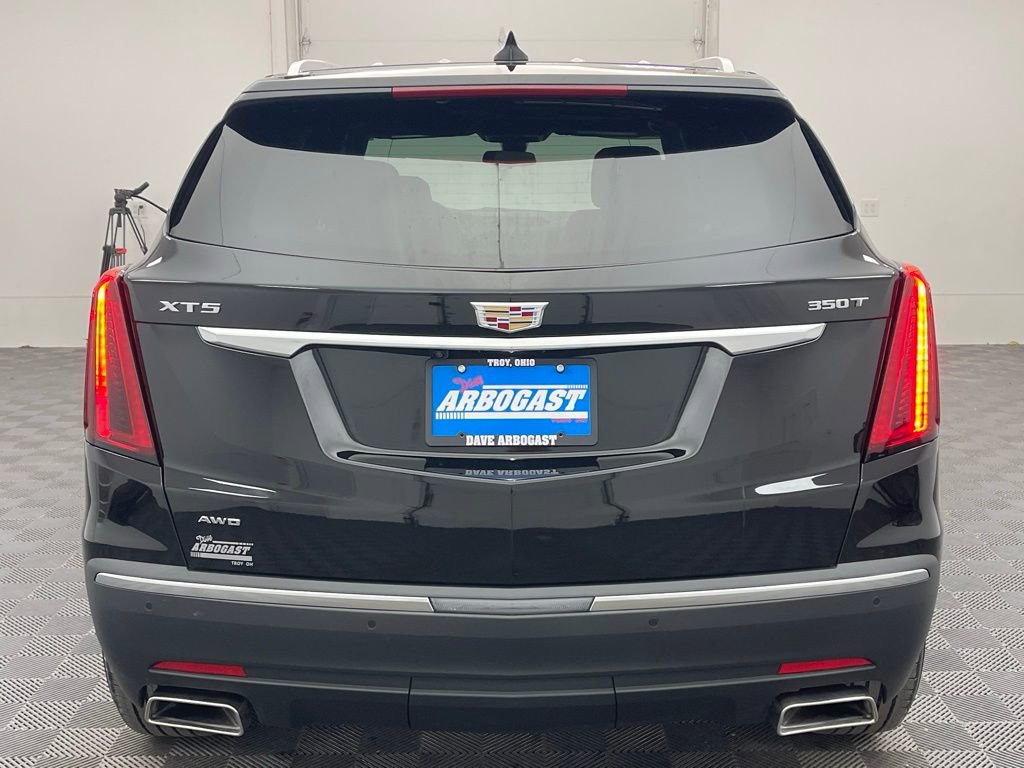 Used 2025 Cadillac XT5 Luxury w/ LPO, Floor Liner Package AWD/4WD image 8
