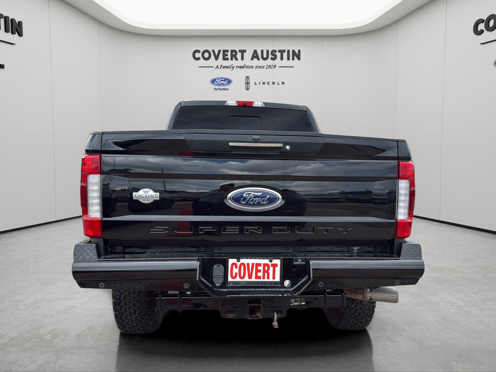 Used 2019 Ford F250 King Ranch w/ King Ranch Ultimate Package image 4